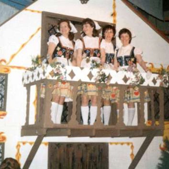 1973 – The White Horse Inn