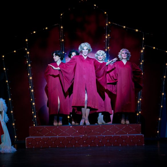 2016 – Fall – Anything Goes